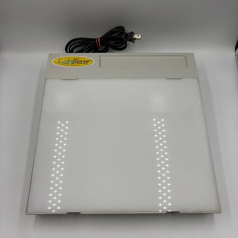Artograph LightTracer Light Box 225-365 Artist Tracing Table White Good Portable